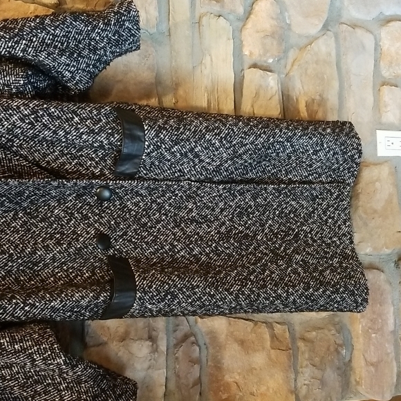 Leather & Tweed Coat ♥ - Picture 4 of 10